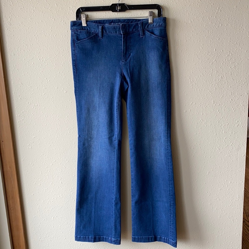 Wide legged jeans